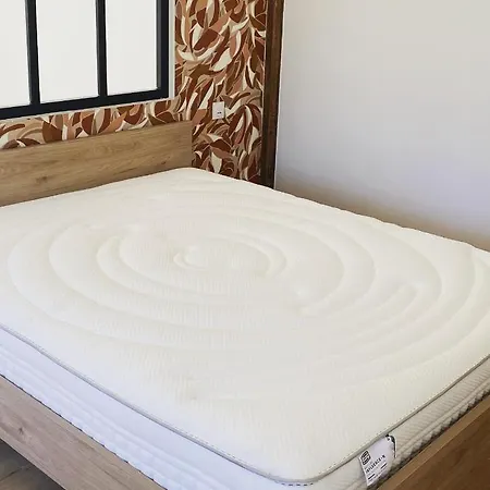 La Maison De Maxou Bed & Breakfast 3*