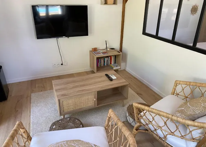 La Maison De Maxou Bed and Breakfast Μοντωμπάν