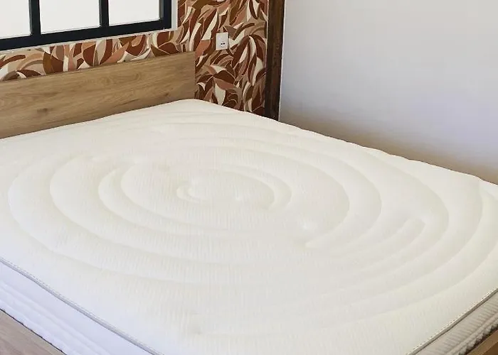 La Maison De Maxou Bed and Breakfast 3*